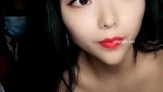 Vickys狂野的三人行,有三根大鸡巴和双重插入