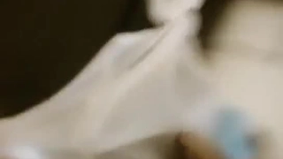 海南小伙华哥~嫖妓嫖到170cm高挑妹子~一边舔逼逼一边自己打飞机~