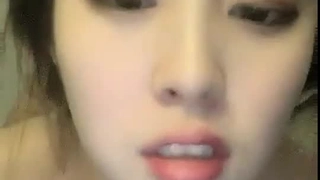 XIDCX.COM渴望被爱抚的爆乳会计在办公室被大量中出1