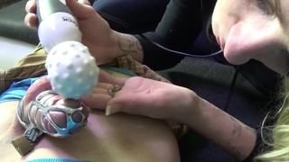 高清惊人的青少年性爱:多莉斯粗暴的口交和热辣的性爱