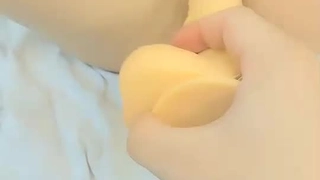 人造美人网红人体模特兼外围女李某某宾馆与土豪激情肉体交合身材真好娇羞含情还说自己好多水