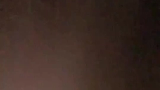 双飞，好久没有操这两个姐妹了，姐姐还是那么骚