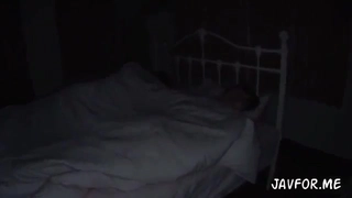 利用中午休息时间骗男友加班和主任偷偷出去开房,一看就是骚货